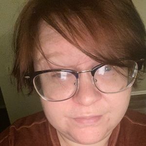 Meet your Posher, Ellen